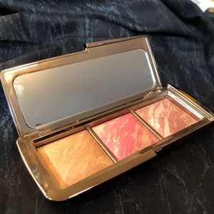 Hourglass Makeup - Hourglass Lighting Blush Palette Hourglass Makeup - Hourglass Lighting Blush Palette